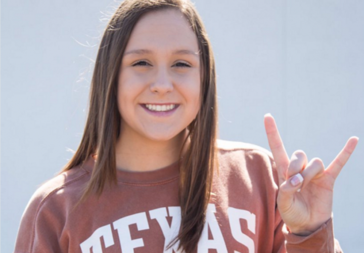 julia-cook-jumpstarts-texas-longhorns-class-of-2022-with-verbal-commit