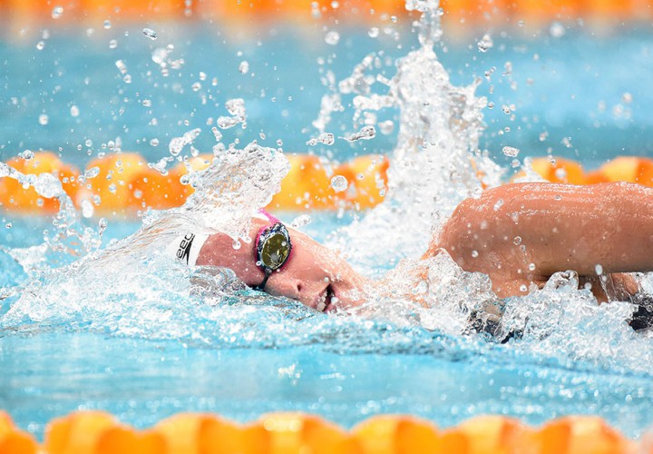 Emma McKeon Posts Arena Pro Swim Santa Clara Meet Record in 200 Freestyle