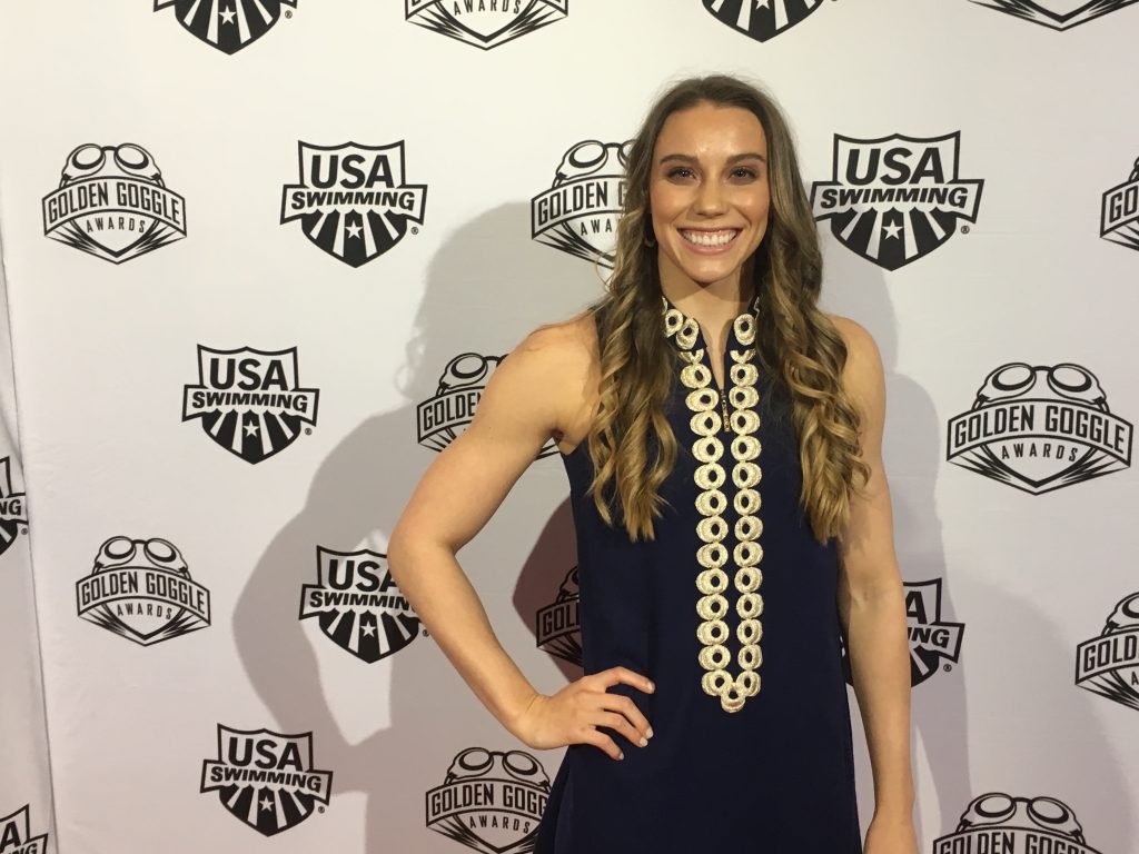 video interview hali flickinger shows off her lilly pulitzer dress how to dress for a video interview